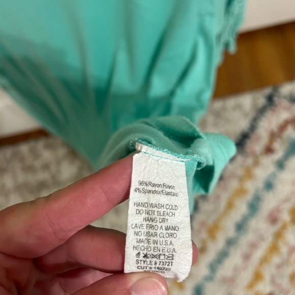 PROMESA | seagreen flowy blouse w/crocheted detail on mid-length sleeves - Picture 6 of 6